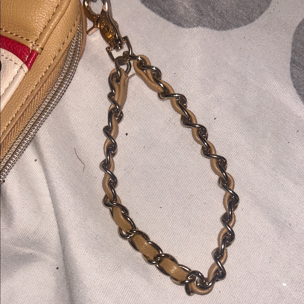 Betsey Johnson Tan and Red Heart Pizza Wristlet - Picture 3 of 8